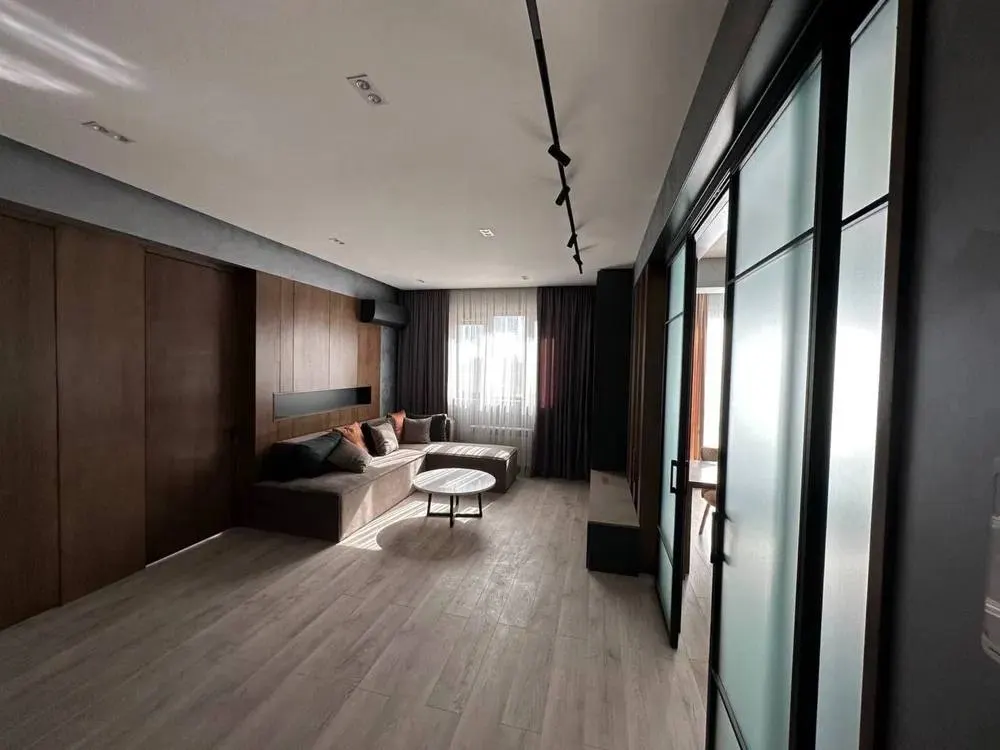 Ижарага берилади 2 хонали квартира, 77 м², 5/12 қават — Миробод тумани