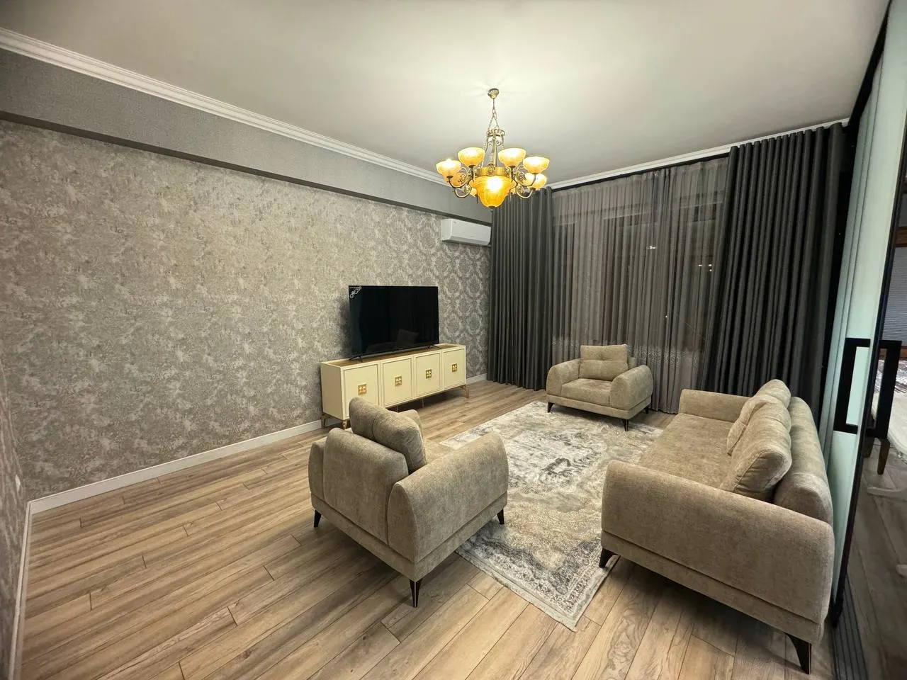 Сдаётся 3-комнатная квартира, 110 м², 3/5 этаж — Юнусабадский район