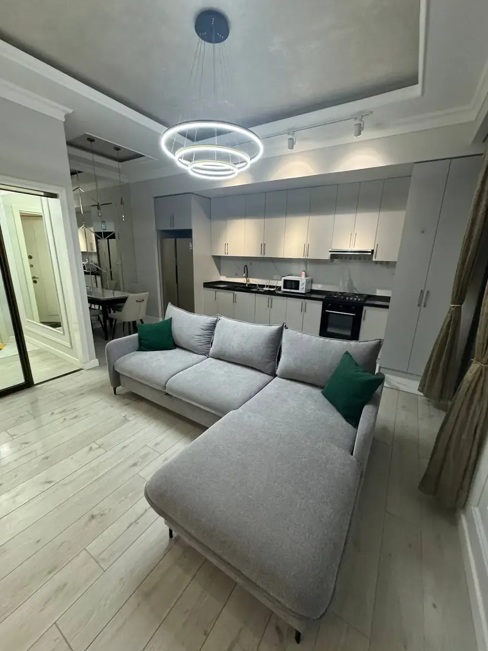 Сдаётся 2-комнатная квартира, 70 м², 4/8 этаж — Шайхантахурский район