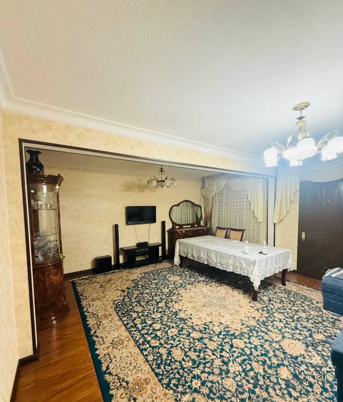 Сдаётся 4-комнатная квартира, 120 м², 2/5 этаж — Мирзо-Улугбекский район