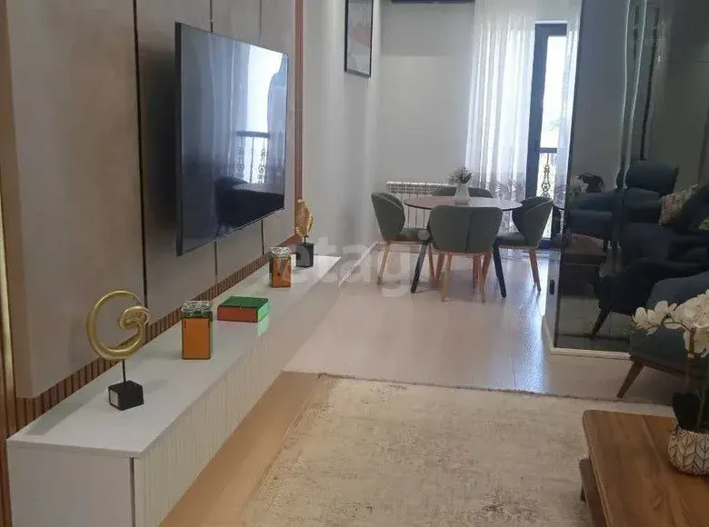 Sotiladi 2 xonali kvartira, 63 m², 8/10 qavat — Mirzo Ulugʻbek tumani