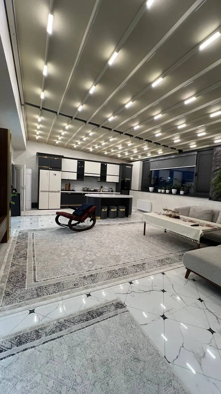 Sotiladi 6 xonali kvartira, 160 m², 10/11 qavat — Yashnobod tumani