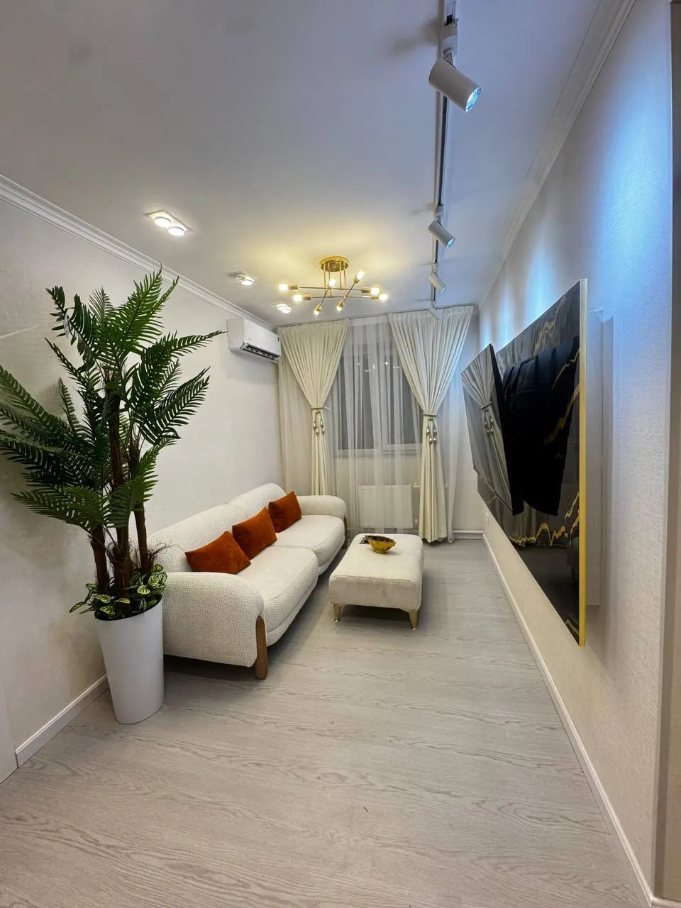 Ижарага берилади 2 хонали квартира, 50 м², 2/4 қават — Мирзо Улуғбек тумани