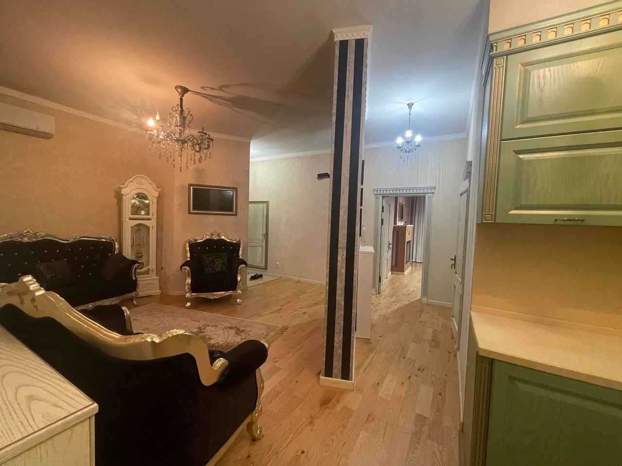 Сотилади 2 хонали квартира, 68 м², 2/4 қават — Миробод тумани