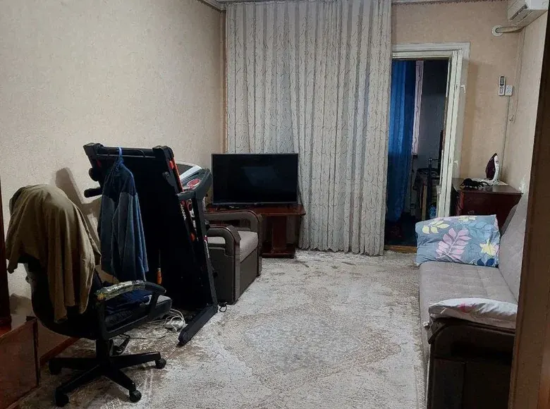 Sotiladi 3 xonali kvartira, 75 m², 1/5 qavat — Yashnobod tumani