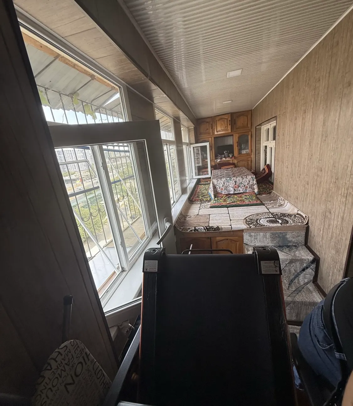 Продаётся 4-комнатная квартира, 100 м², 8/9 этаж — Юнусабадский район