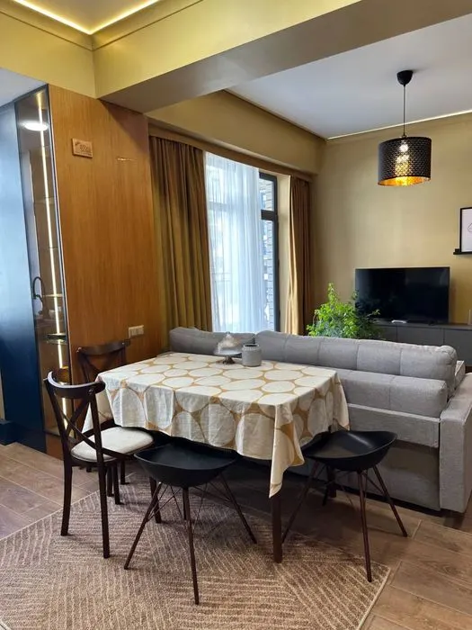 Сдаётся квартира-студия, 48 м², 2/9 этаж — Яшнабадский район