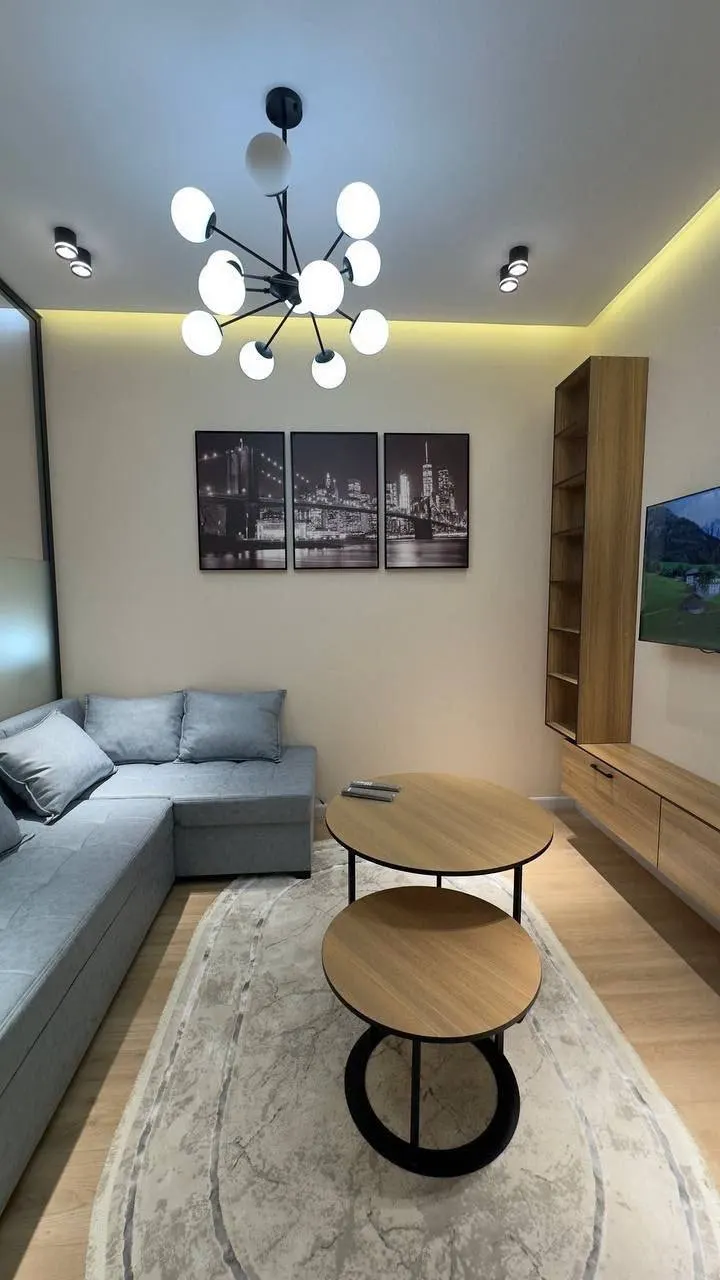 Сдаётся 1-комнатная квартира, 40 м², 8/14 этаж — Яккасарайский район
