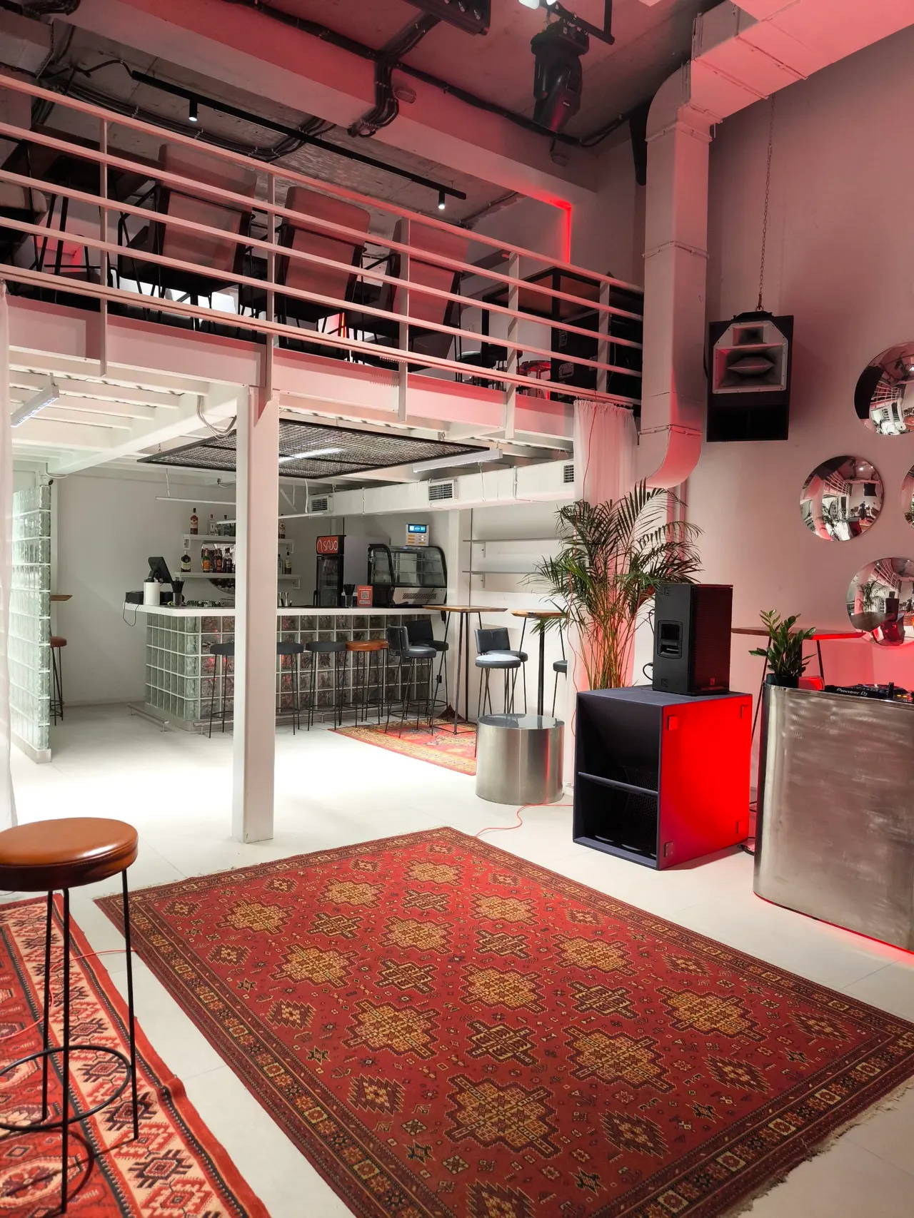 Sotiladi tijorat binosi, 93 m², 1/9 qavat — Yashnobod tumani