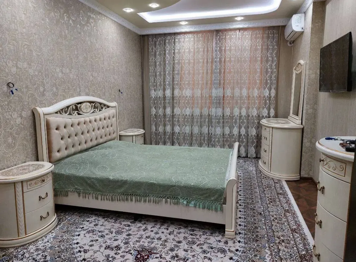 Сдаётся 2-комнатная квартира, 85 м², 8/11 этаж — Юнусабадский район