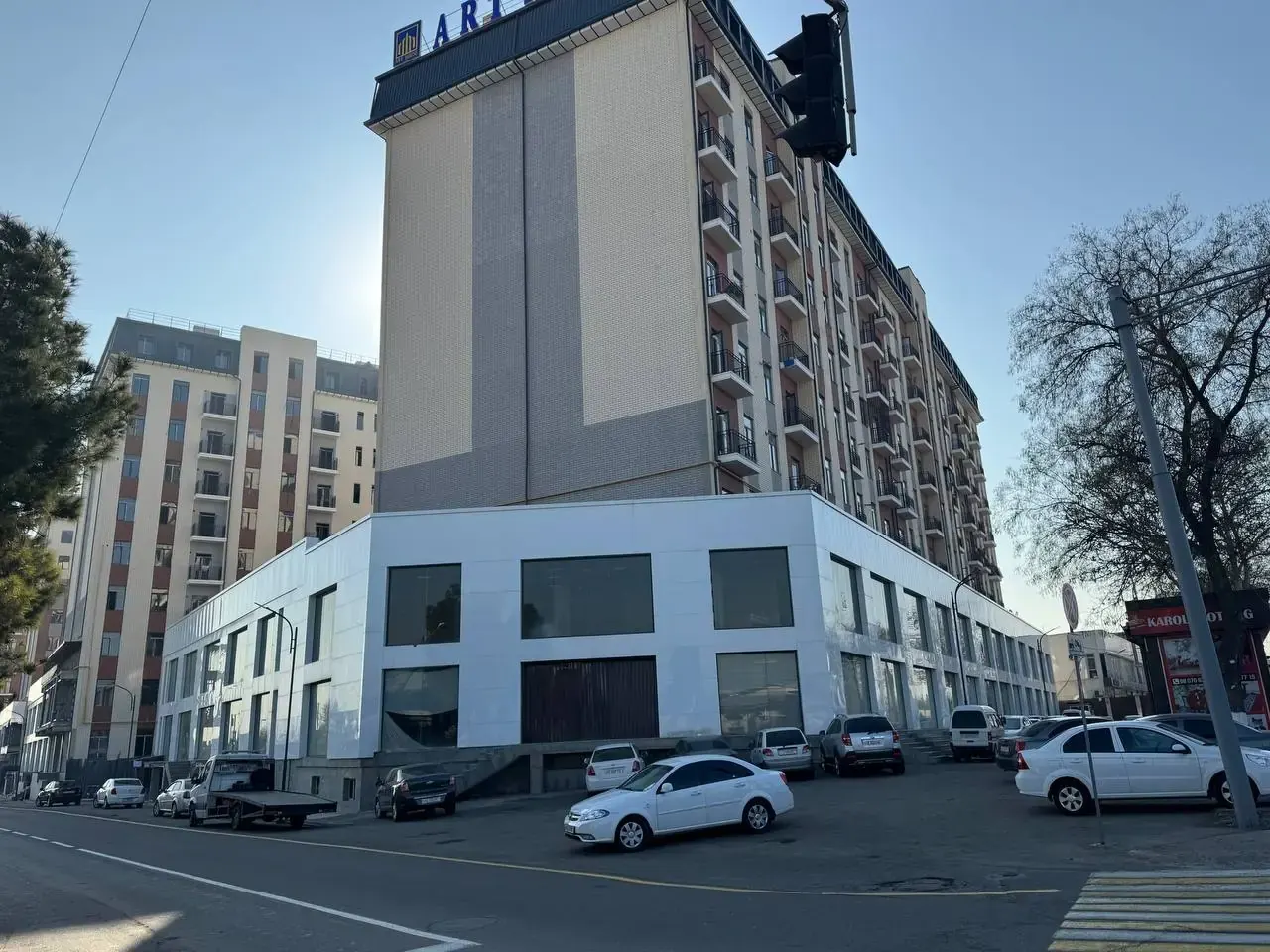 Сотилади тижорат биноси, 1162 м², 2/10 қават — Учтепа тумани