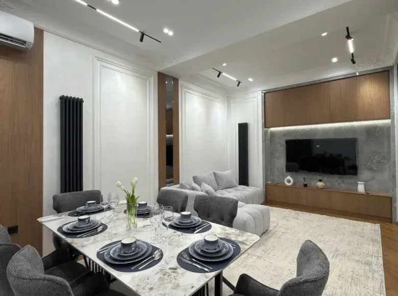 Продаётся 5-комнатная квартира, 132 м², 8/8 этаж — Мирзо-Улугбекский район