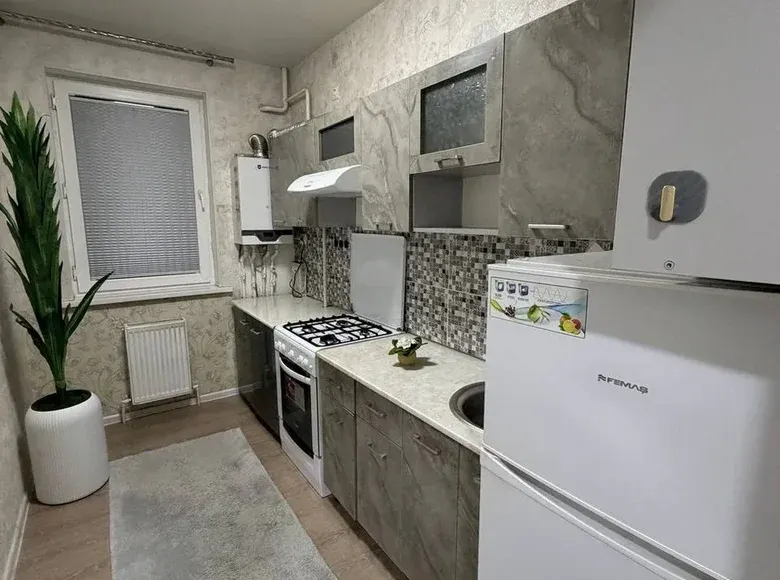 Sotiladi 1 xonali kvartira, 28 m², 1/9 qavat — Yashnobod tumani