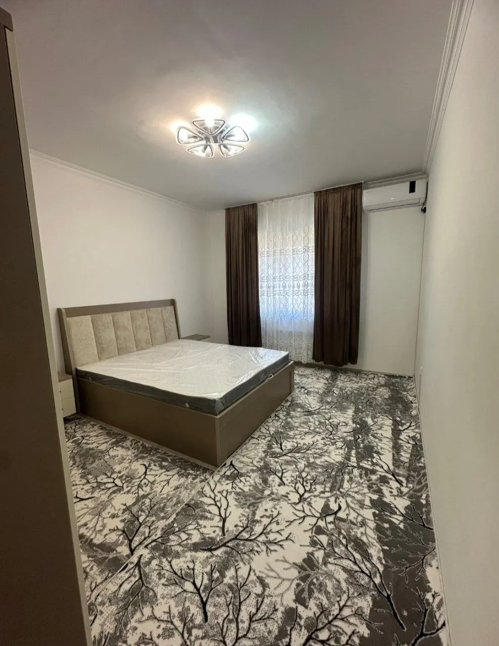 Сдаётся 2-комнатная квартира, 55 м², 14/16 этаж — Учтепинский район