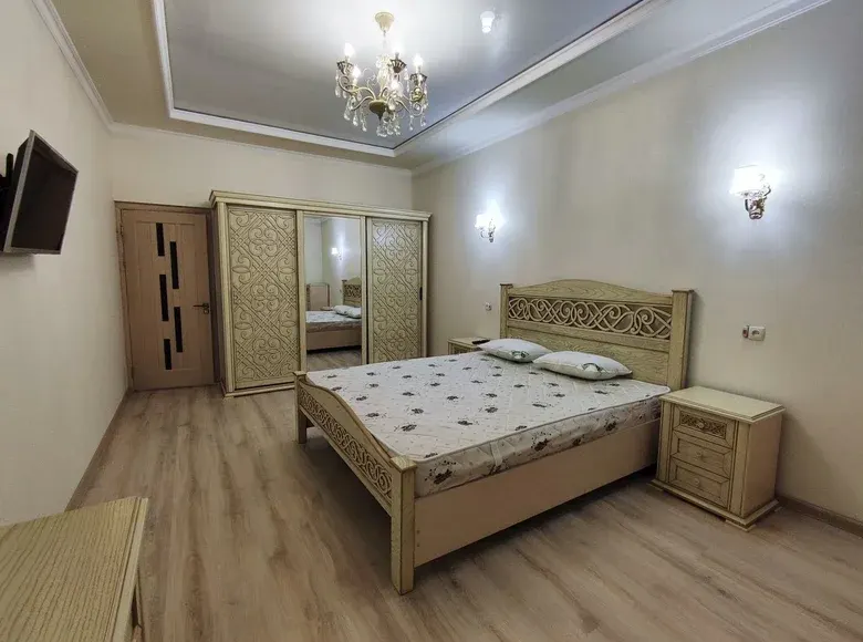 Ijaraga beriladi 3 xonali kvartira, 110 m², 9/9 qavat — Mirobod tumani