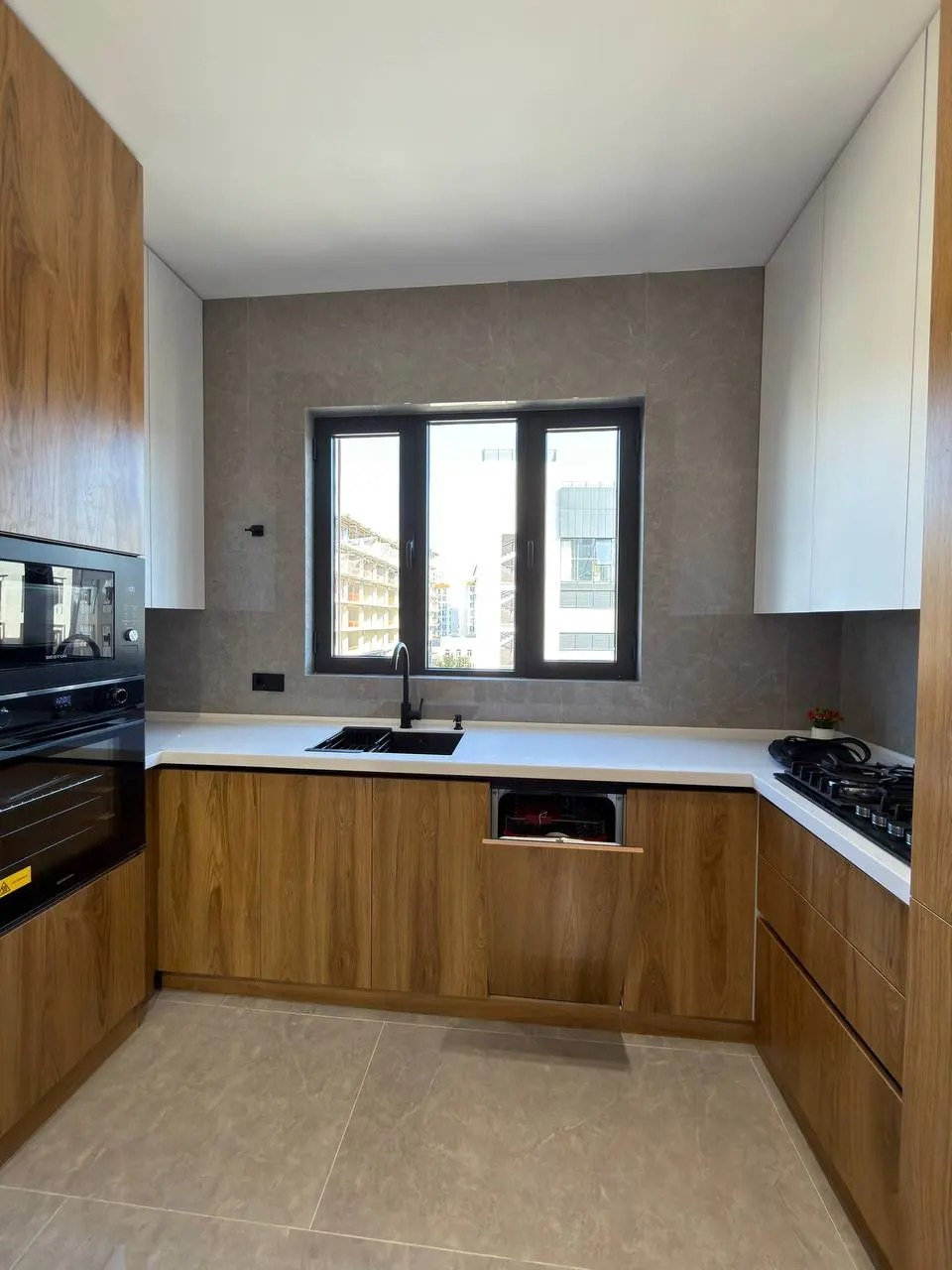 Сотилади 4 хонали квартира, 78 м², 5/16 қават — Яшнобод тумани