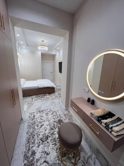 Сдаётся 3-комнатная квартира, 86 м², 1/5 этаж — Шайхантахурский район