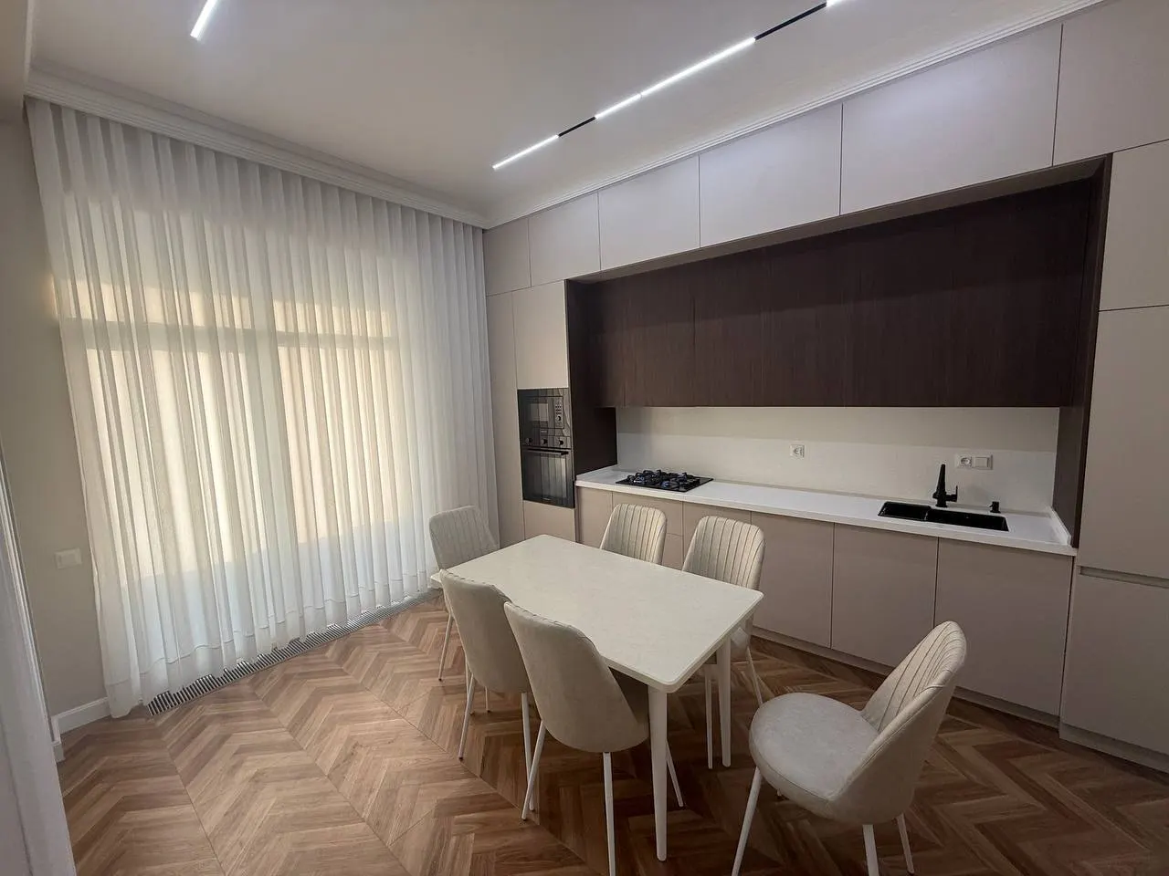 Sotiladi 3 xonali kvartira, 63 m², 4/14 qavat — Mirzo Ulugʻbek tumani