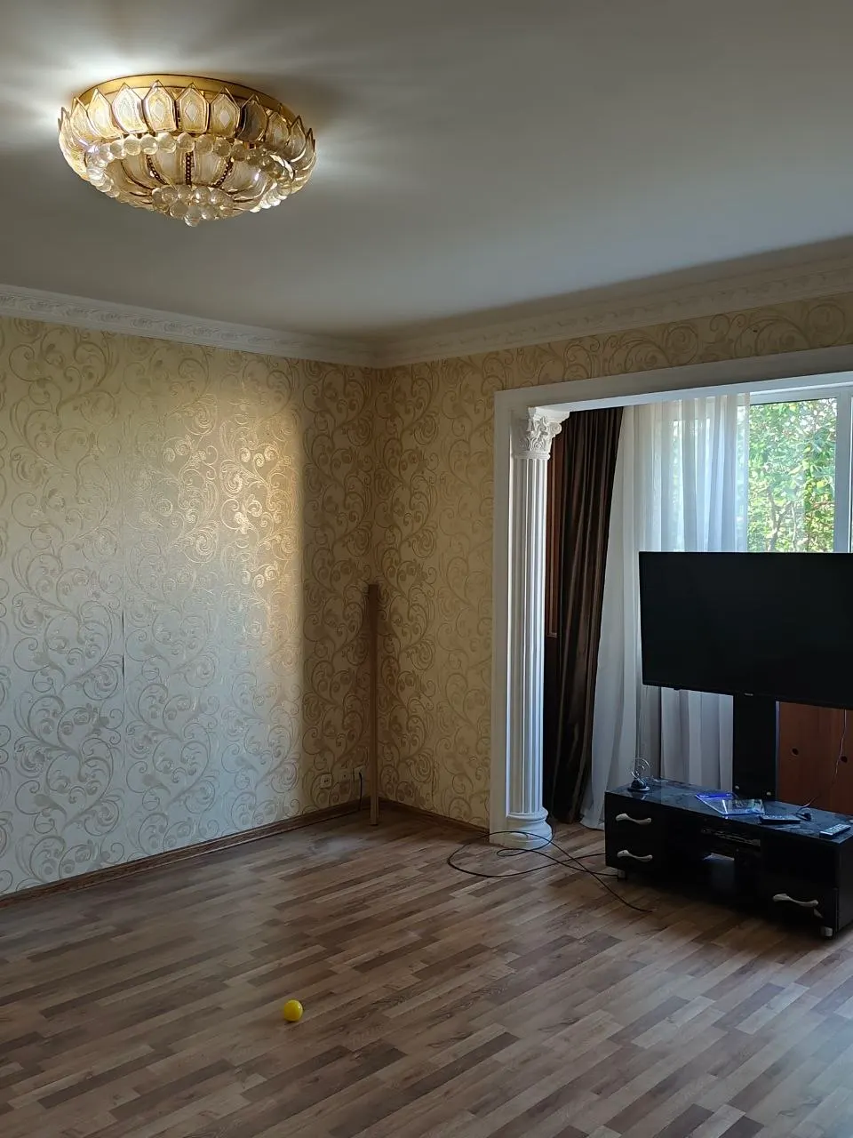 Продаётся 2-комнатная квартира, 58 м², 3/9 этаж — Юнусабадский район
