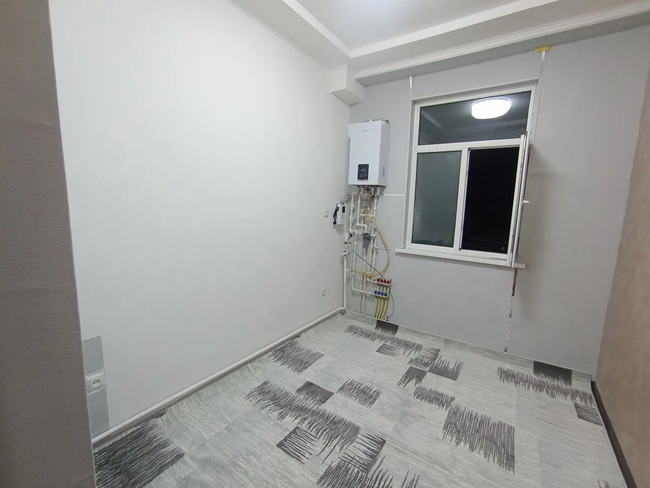 Ижарага берилади 2 хонали квартира, 40 м², 2/4 қават — Мирзо Улуғбек тумани
