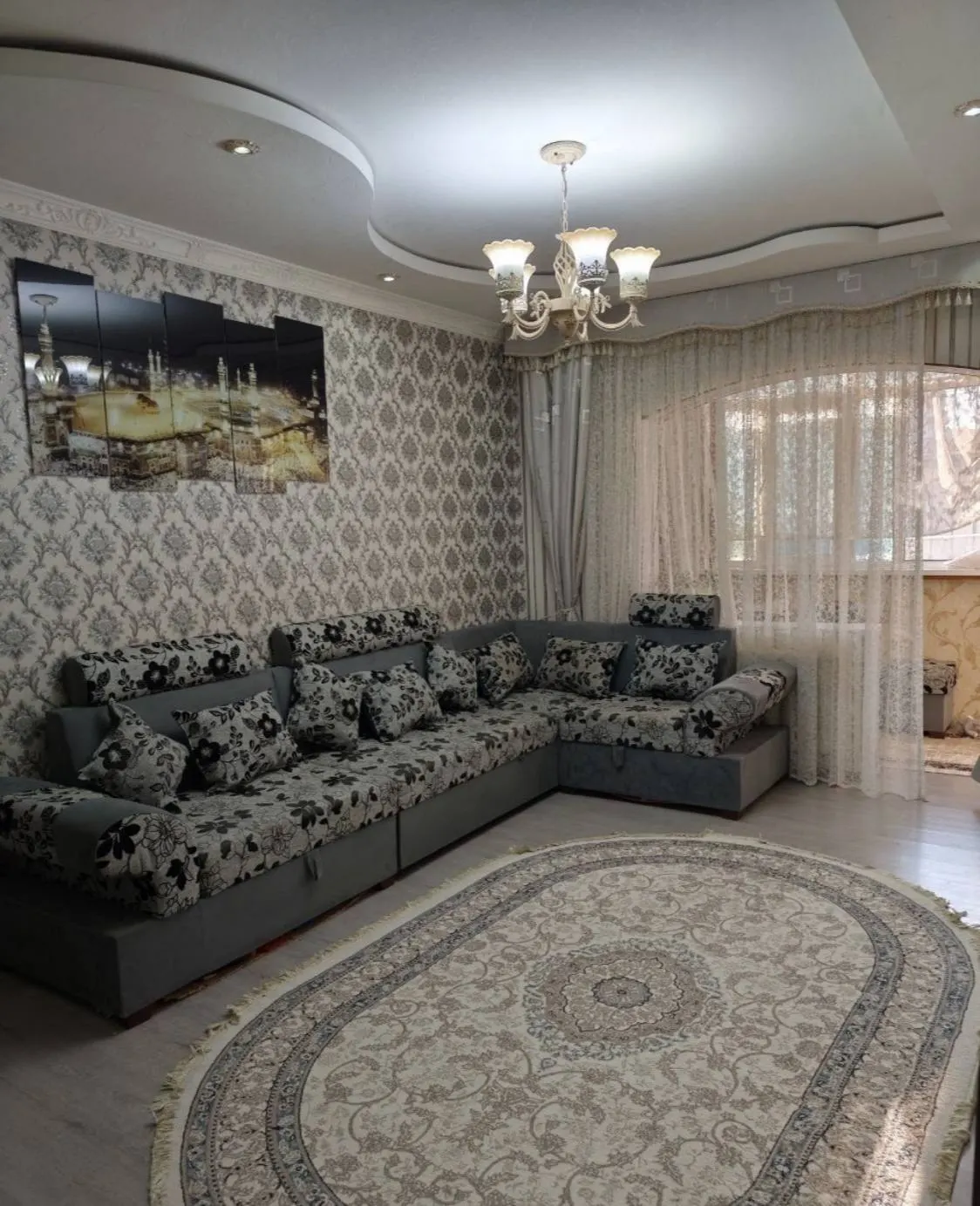 Продаётся 3-комнатная квартира, 68 м², 4/4 этаж — Юнусабадский район