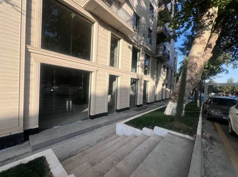 Сотилади тижорат биноси, 176 м² — Яккасарой тумани