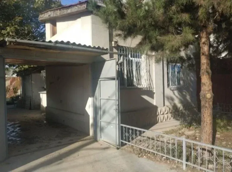 Продаётся 4-комнатный дом, 2.3 сот., 190 м² — Ташкент