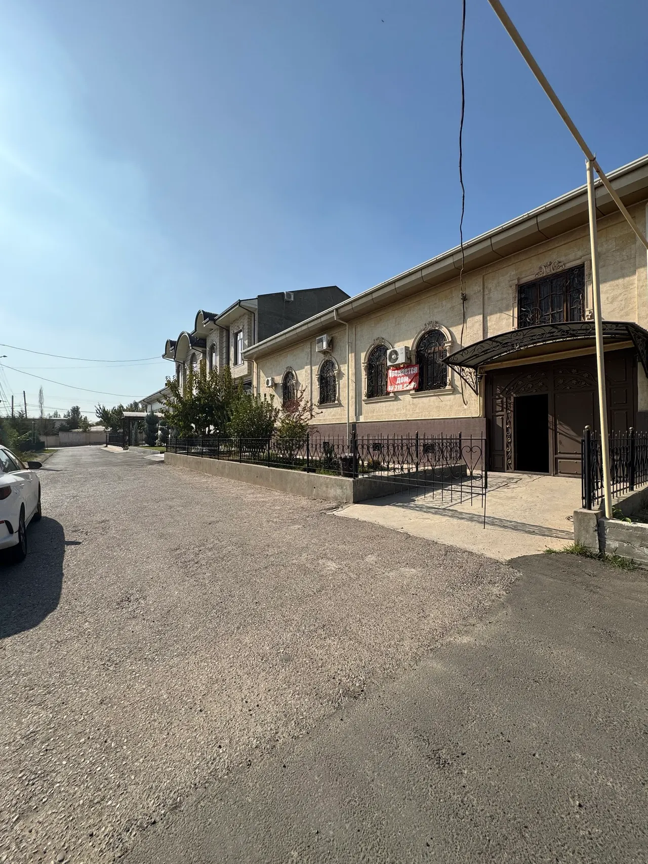 Sotiladi hovli uy, 6 sotix, 3 qavatli — Yunusobod tumani