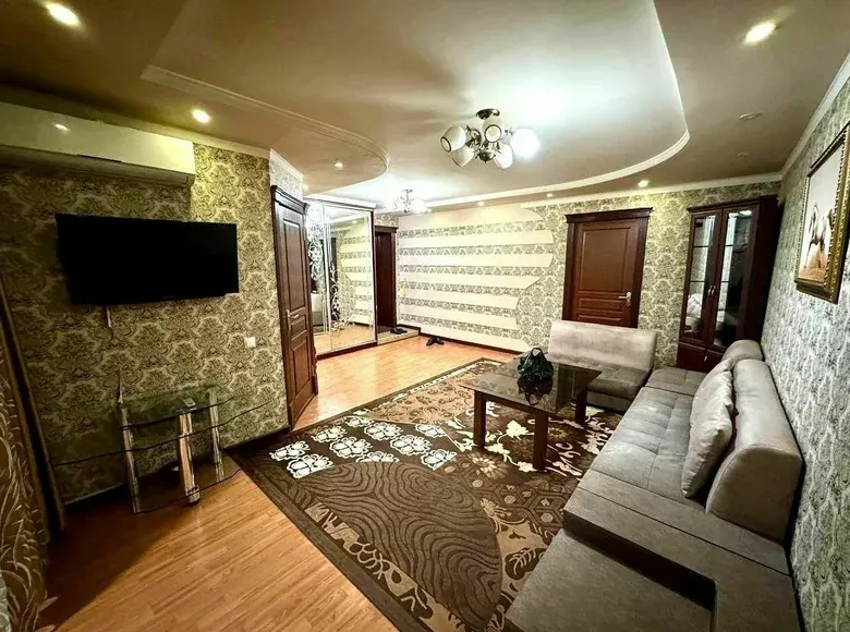 Сотилади 2 хонали квартира, 54 м², 4/5 қават — Мирзо Улуғбек тумани