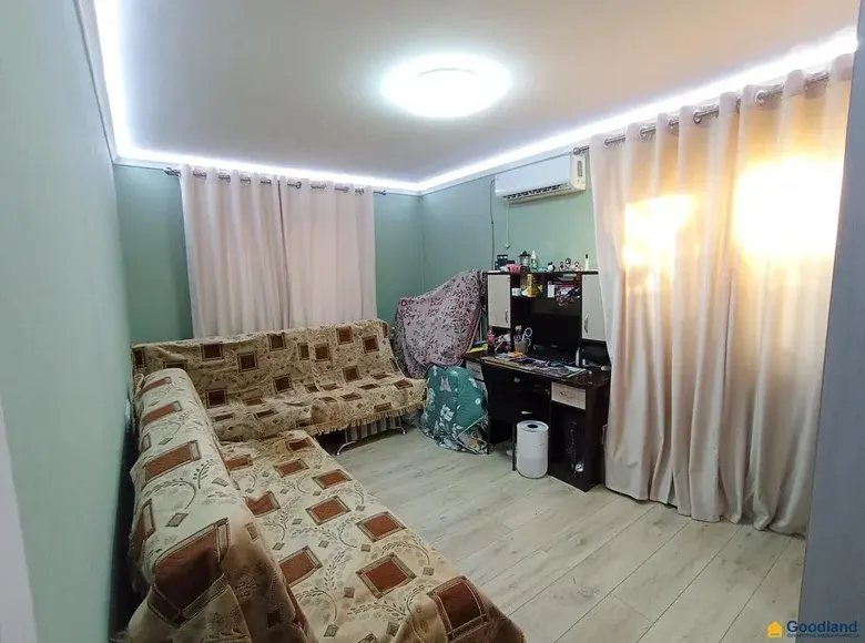 Sotiladi 2 xonali kvartira, 50 m², 3/5 qavat — Chilonzor tumani