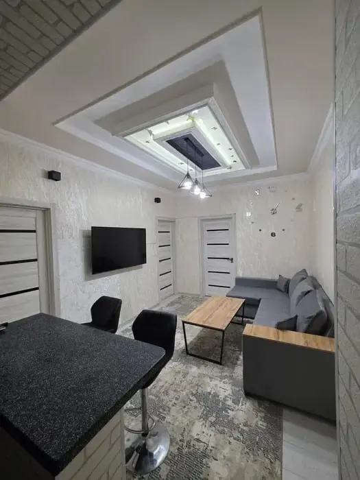 Сдаётся 3-комнатная квартира, 50 м², 1/4 этаж — Чиланзарский район