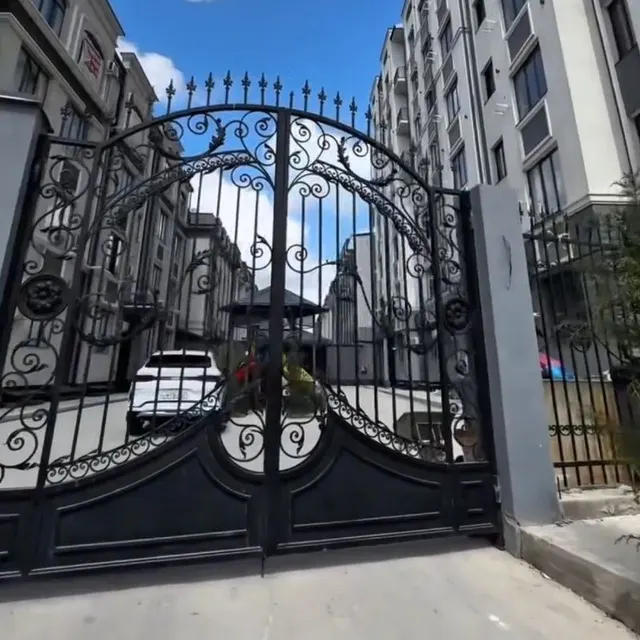 Сотилади 3 хонали квартира, 113.2 м², 1/7 қават — Тошкент тумани