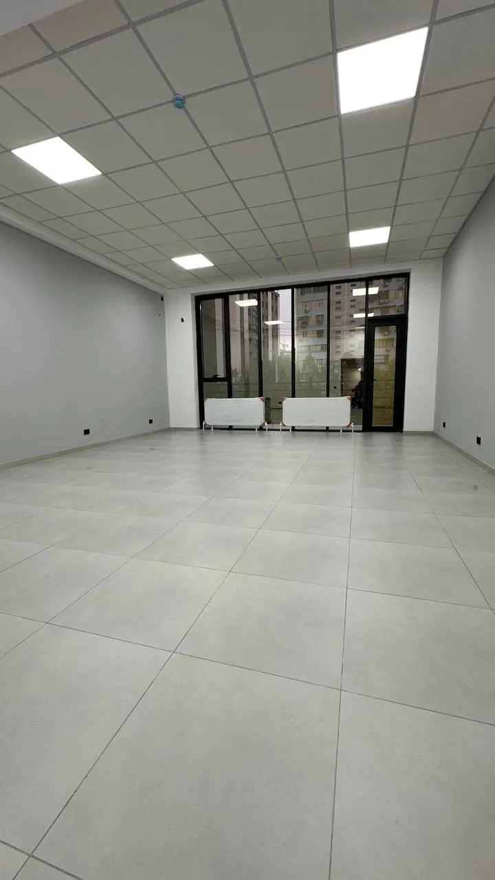Ijaraga beriladi tijorat binosi, 45 m² — Yakkasaroy tumani