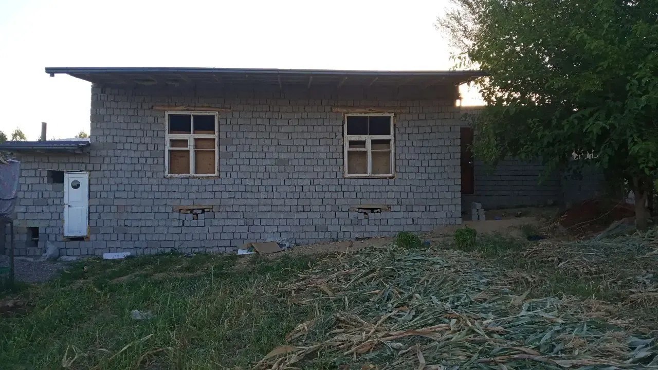 Sotiladi 2 xonali hovli uy, 6 sotix, 1 qavatli — Zangiota tumani