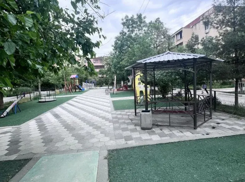 Сотилади 2 хонали квартира, 62 м², 2/4 қават — Чилонзор тумани
