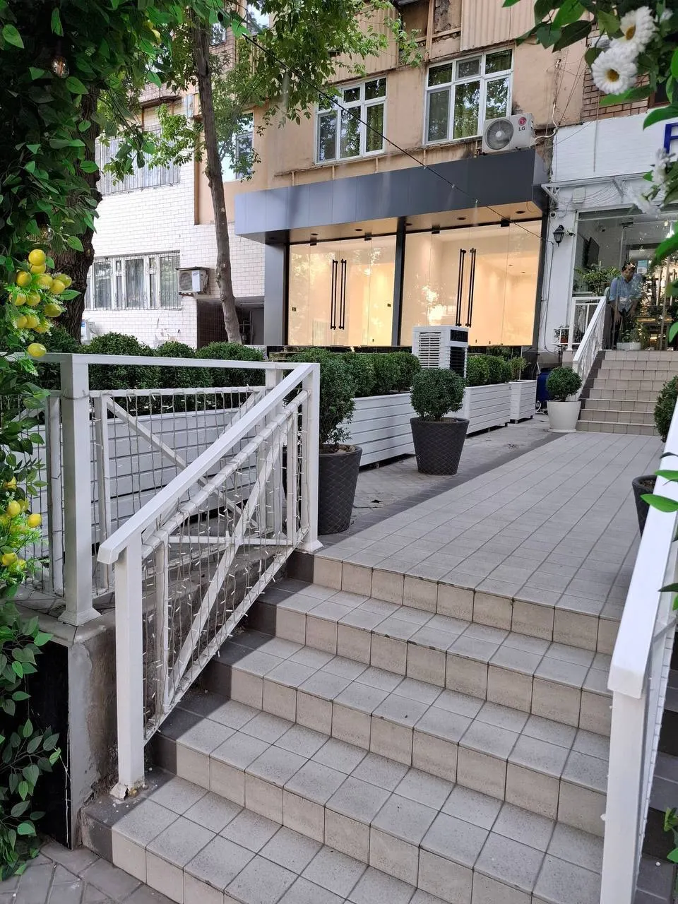Продаётся коммерческое помещение, 95 м², 1/1 этаж — Мирзо-Улугбекский район