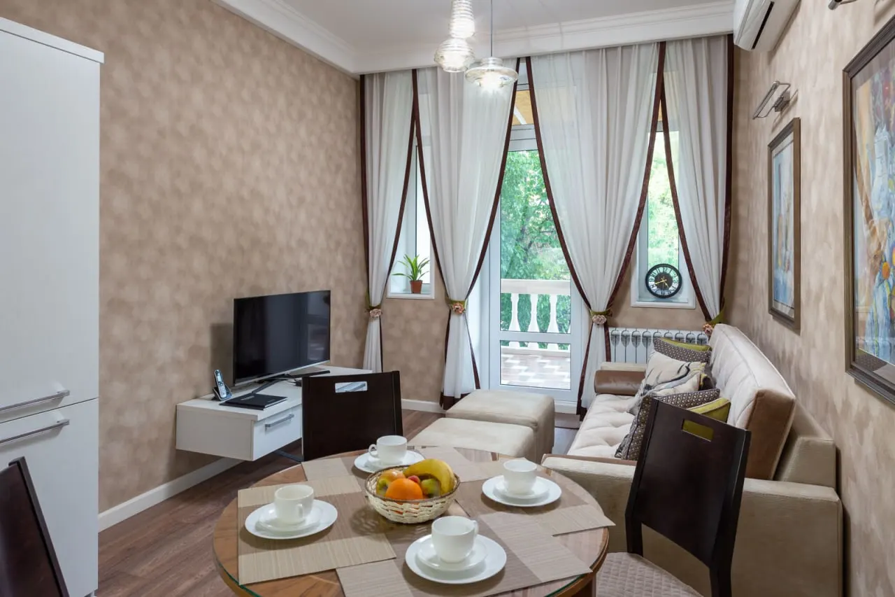 Ижарага берилади 3 хонали квартира, 100 м², 2/3 қават — Яккасарой тумани