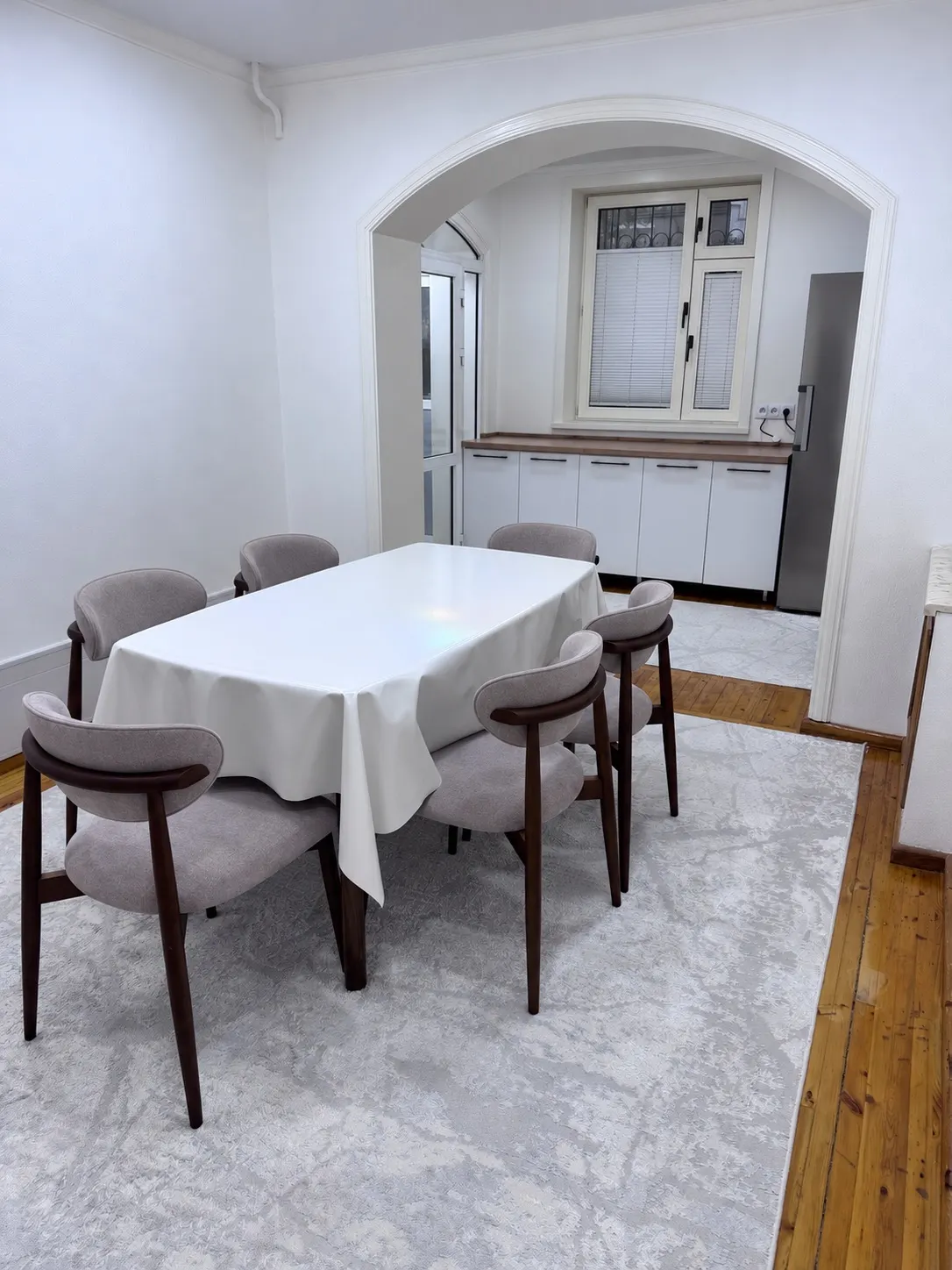 Продаётся 3-комнатная квартира, 113 м², 3/4 этаж — Алмазарский район