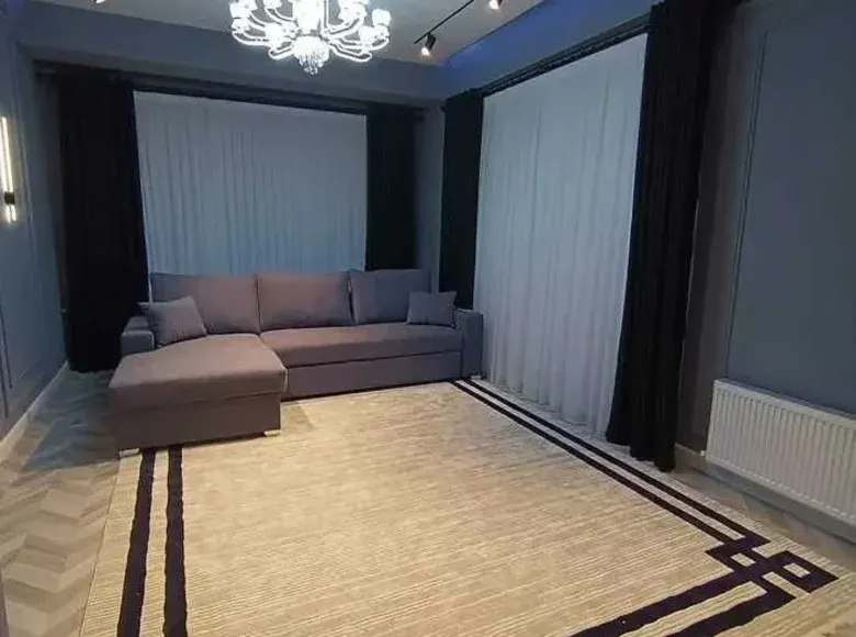 Ijaraga beriladi 3 xonali kvartira, 100 m², 4/8 qavat — Shayxontohur tumani
