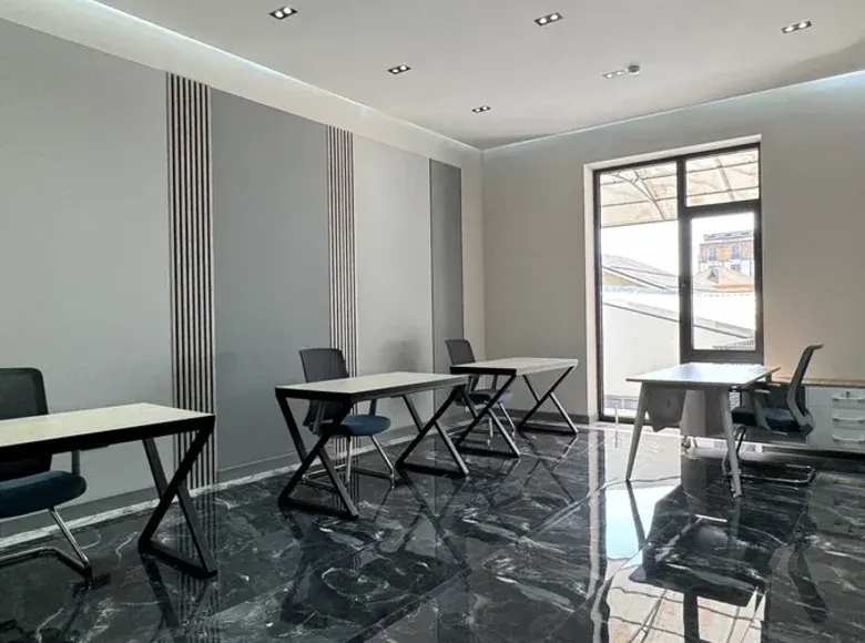 Ижарага берилади офис, 350 м², 2/2 қават — Яккасарой тумани