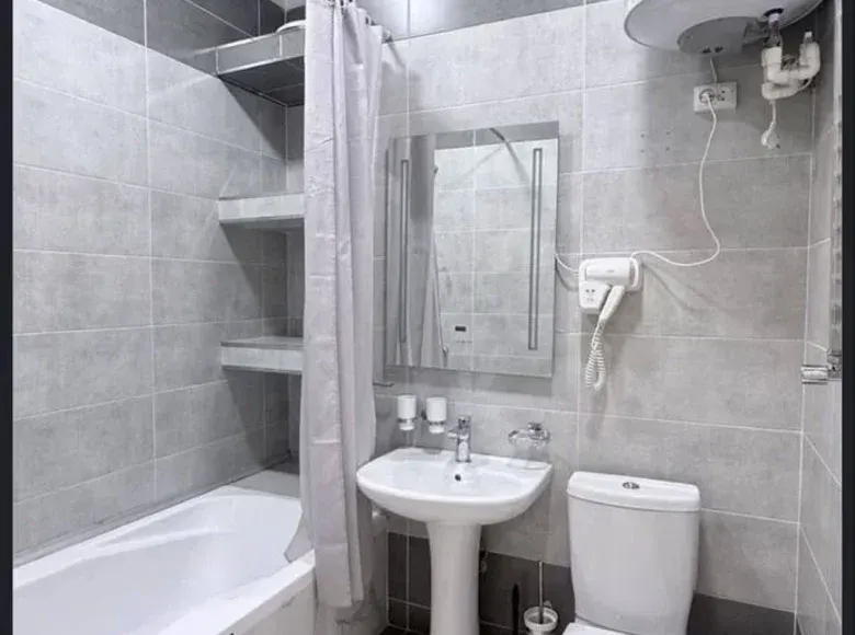 Сотилади 6 хонали квартира, 140 м², 8/9 қават — Миробод тумани