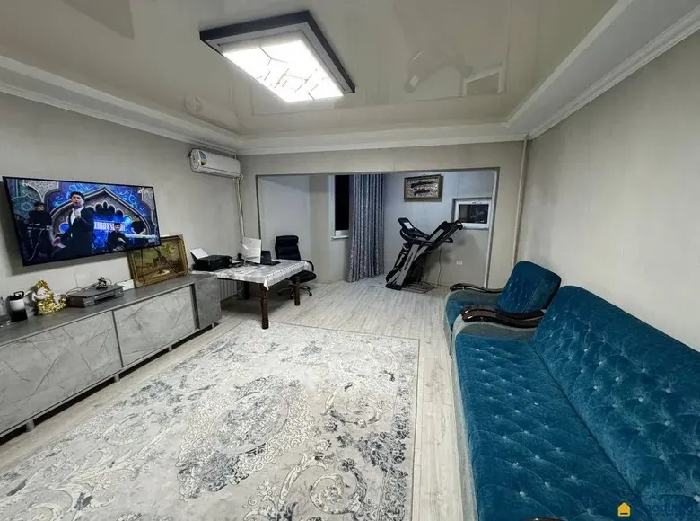 Продаётся 3-комнатная квартира, 70 м², 4/9 этаж — Яккасарайский район