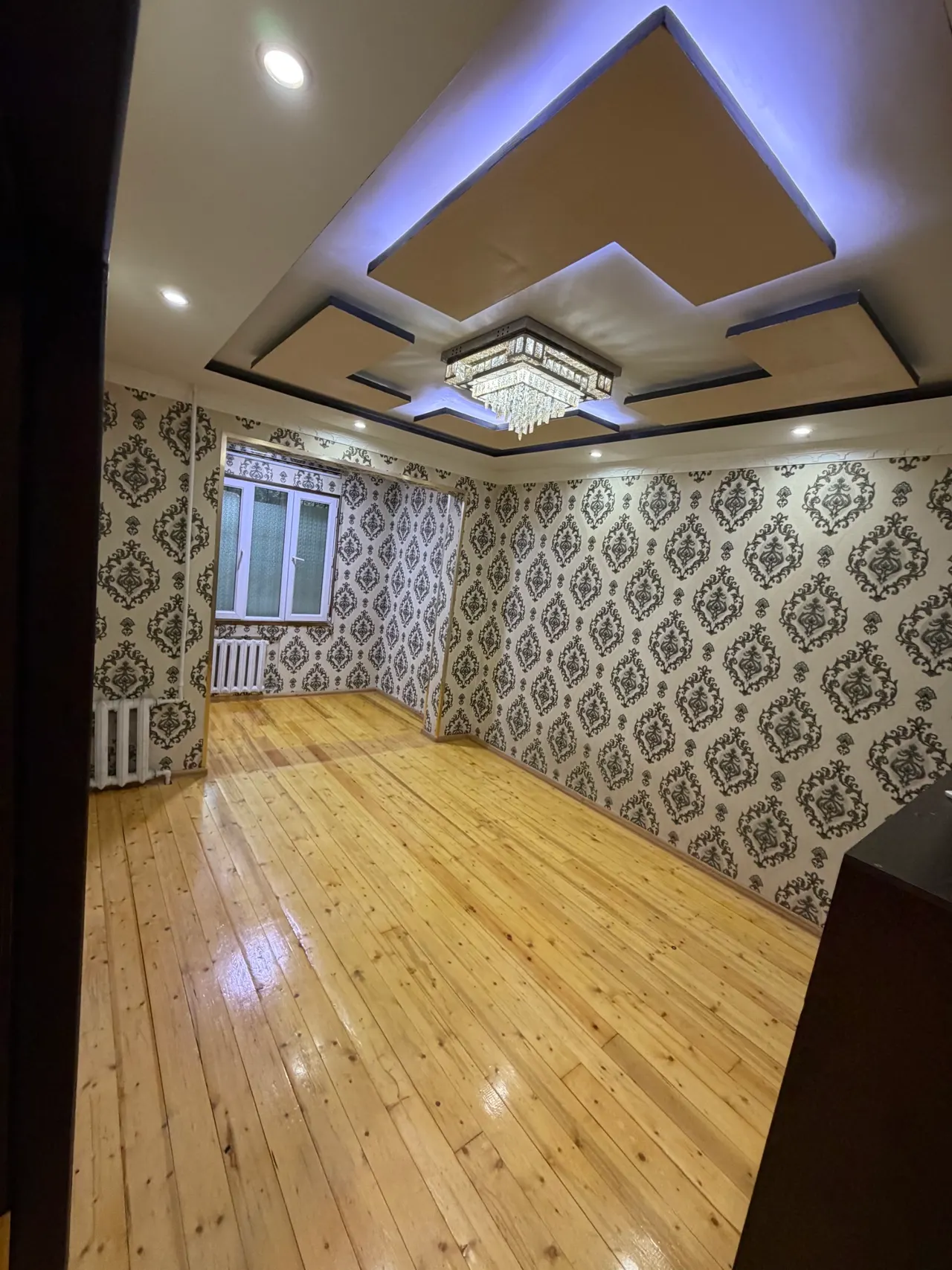 Сотилади 3 хонали квартира, 64 м², 1/4 қават — Чилонзор тумани