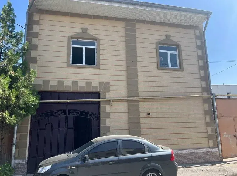 Сотилади 5 хонали ҳовли уй, 200 м² — Мирзо Улуғбек тумани