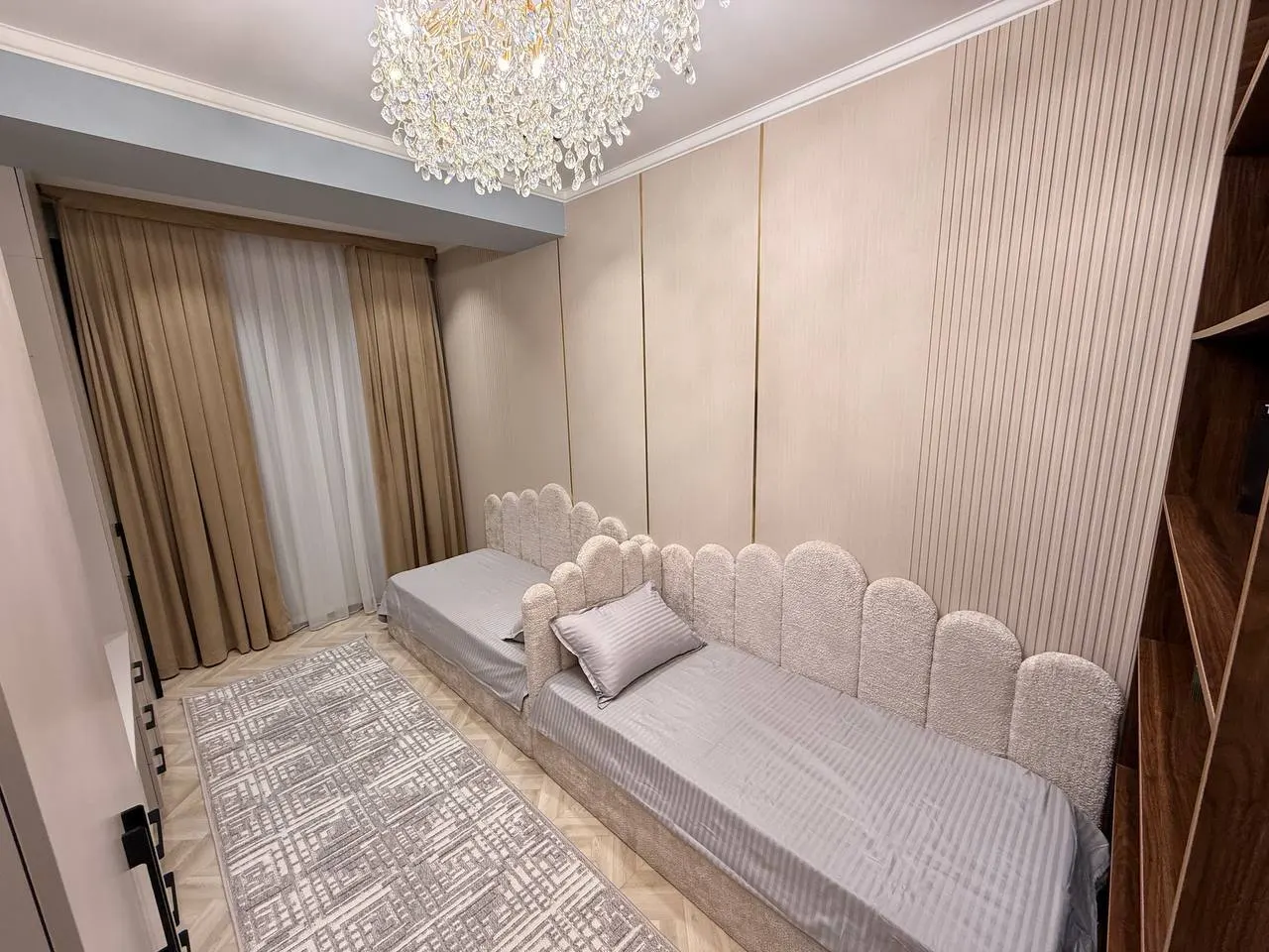 Сдаётся 3-комнатная квартира, 95 м², 7/10 этаж — Яккасарайский район