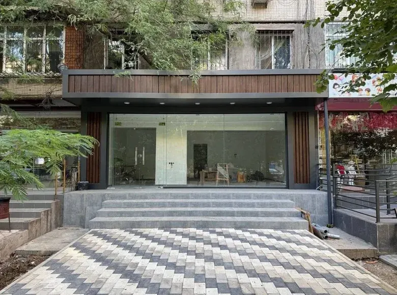 Продаётся коммерческое помещение, 86 м², 1/9 этаж — Мирабадский район