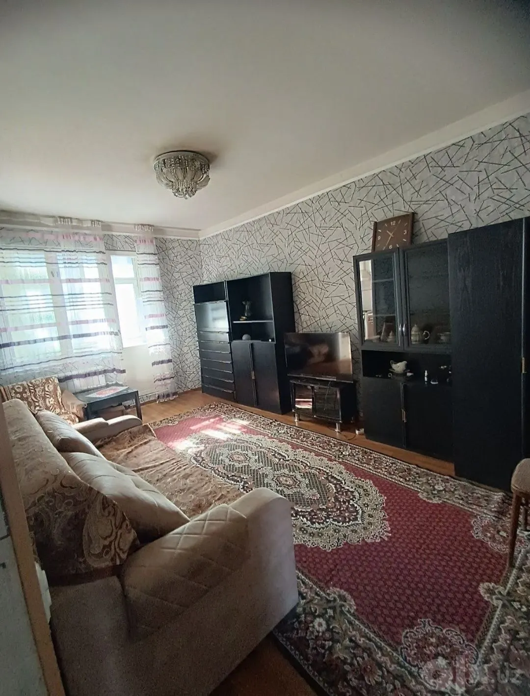 Продаётся 3-комнатная квартира, 65 м², 4/4 этаж — Чиланзарский район