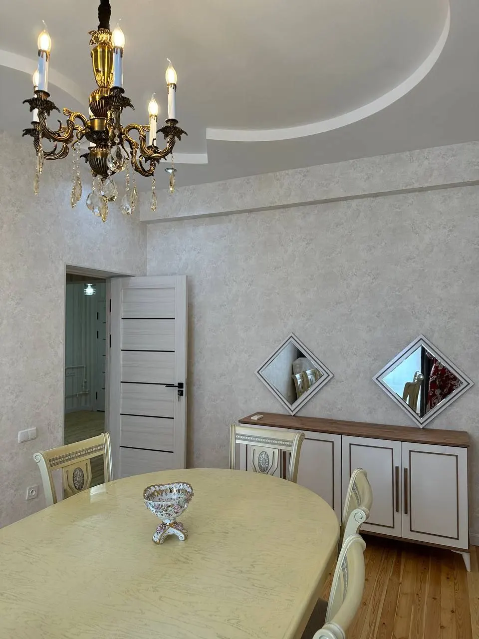 Сдаётся 2-комнатная квартира, 80 м², 4/7 этаж — Юнусабадский район