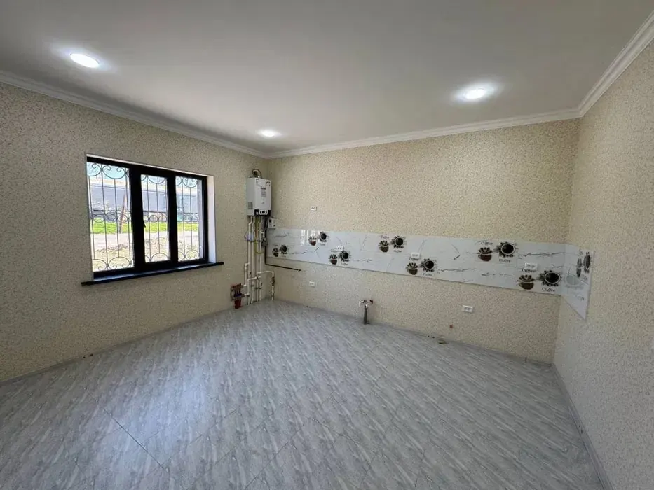 Sotiladi hovli uy, 1 sotix, 2 qavatli — Yashnobod tumani