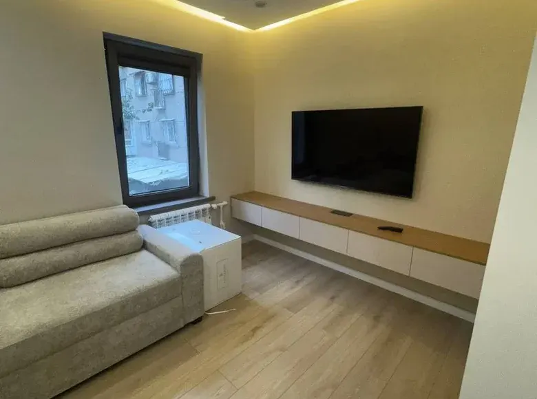 Сотилади 2 хонали квартира, 48 м², 2/4 қават — Юнусобод тумани